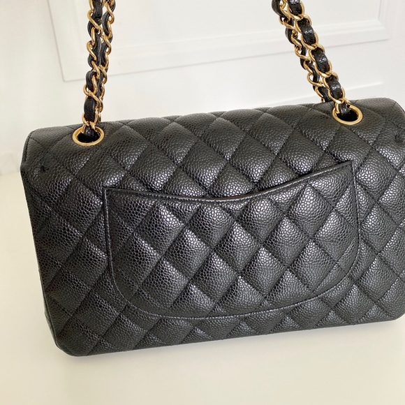 ❌SOLD❌CHANEL CLASSIC M FLAP BAG - Picture 13 of 16